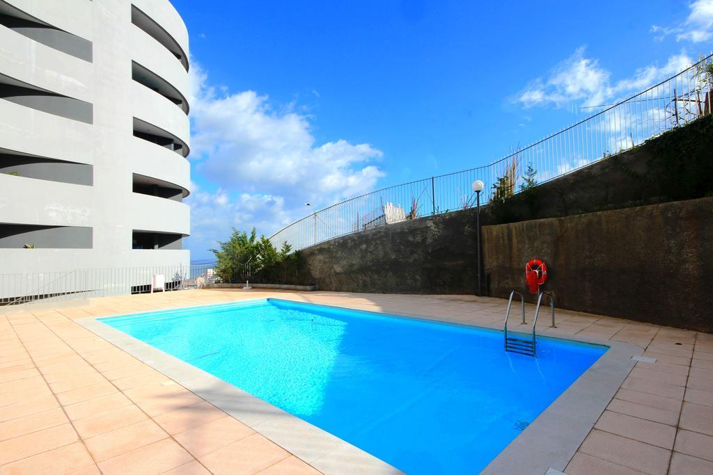 フンシャルVirtudes Ocean View With Pool By Hr Madeiraアパートメント エクステリア 写真