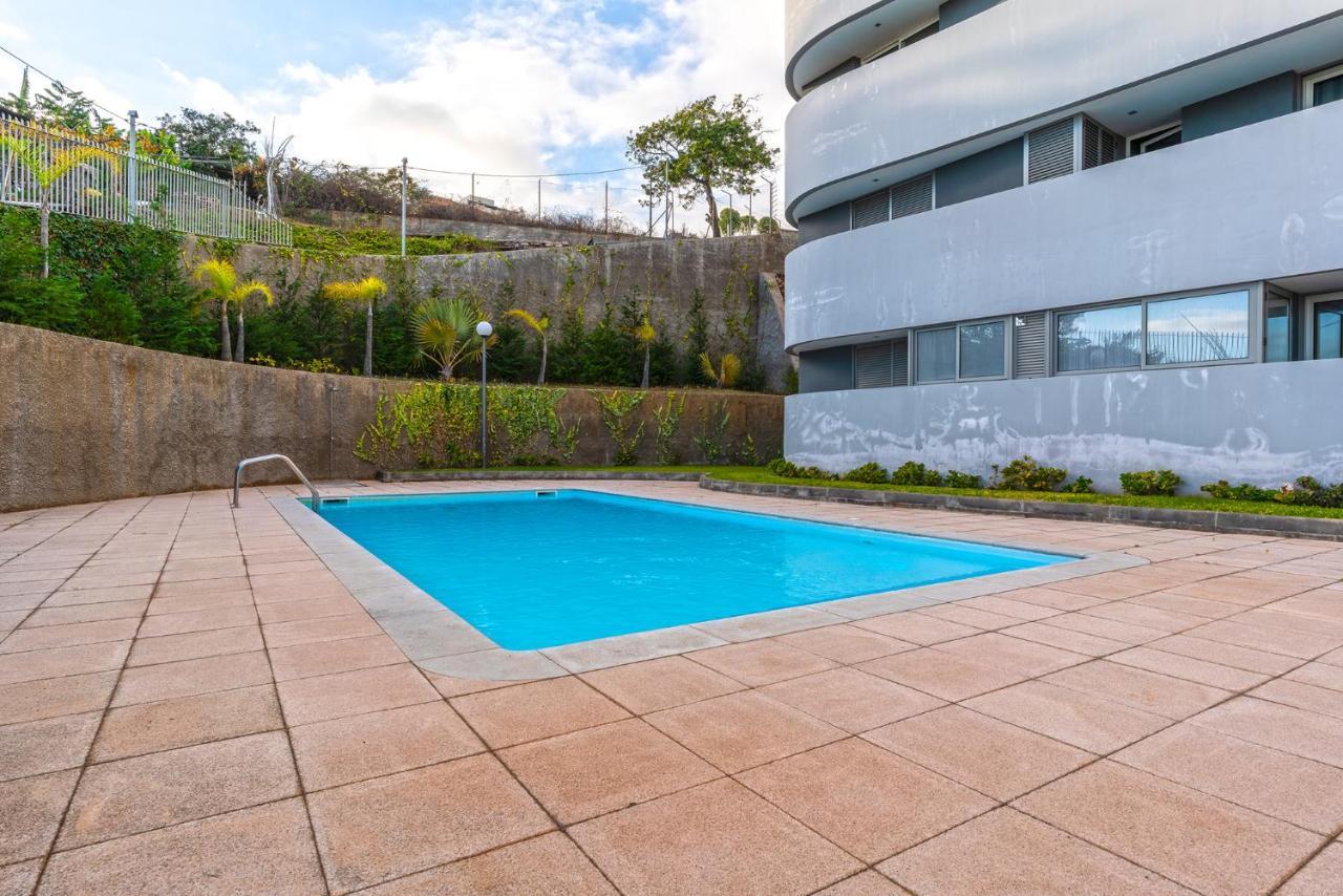 フンシャルVirtudes Ocean View With Pool By Hr Madeiraアパートメント エクステリア 写真